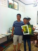 而是先走访了金坛旅游集散中心当地一家孤儿院